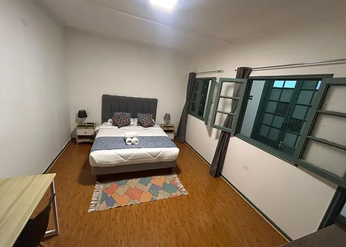 Casa Marina Huerfanos
